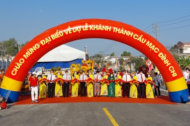 Khởi công tuyến đường với tổng mức đầu tư gần 2.300 tỷ đồng