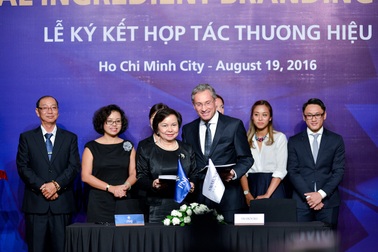 "Nữ hoàng trang sức" Việt ký hợp đồng khủng với "viên ngọc" của nước Áo