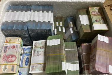 Dịch vụ đổi tiền lì xì nở rộ trên chợ mạng, phí 6-10%