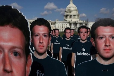 Facebook chi 5 tỷ USD "vận động" giúp Mark Zuckerberg thoát án phạt