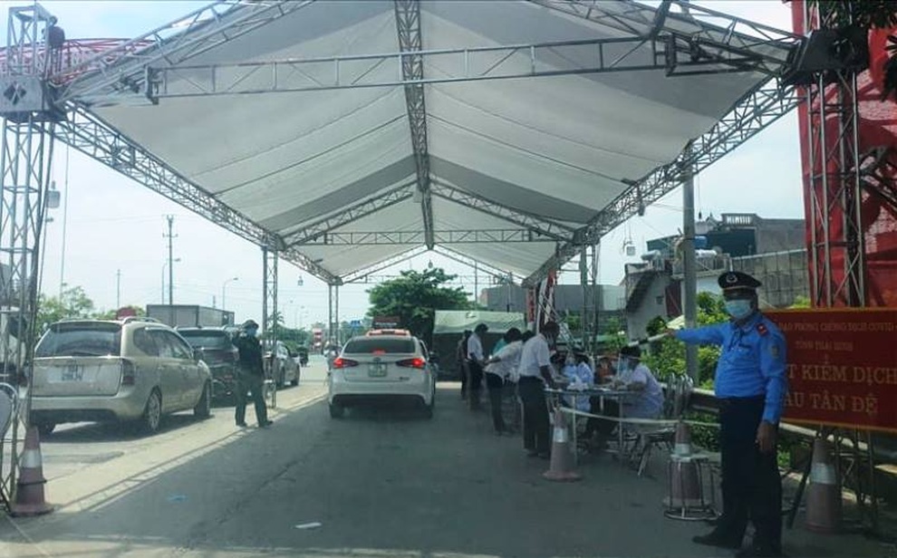 Thái Bình dừng tiếp nhận người trở về từ vùng dịch sau 12h ngày 6/8 - 1 Thái Bình dừng tiếp nhận người trở về từ vùng dịch sau 12h ngày 6/8 - 1