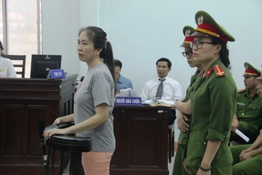 Tuyên phạt blogger “Mẹ Nấm” 10 năm tù