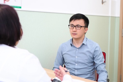 Nằm điều hòa lạnh - tiềm ẩn nguy cơ đau dây thần kinh, liệt mặt vào mùa hè