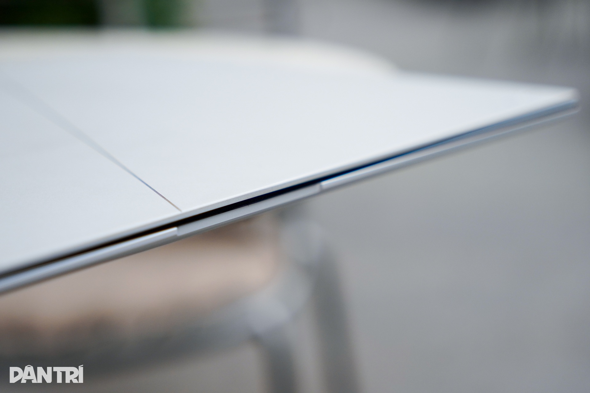 Обзор Asus Zenbook S16: конкурент MacBook Air M4 15 дюймов — 8 Đánh giá Asus Zenbook S16: Đối thủ của MacBook Air M4 15 inch - 8