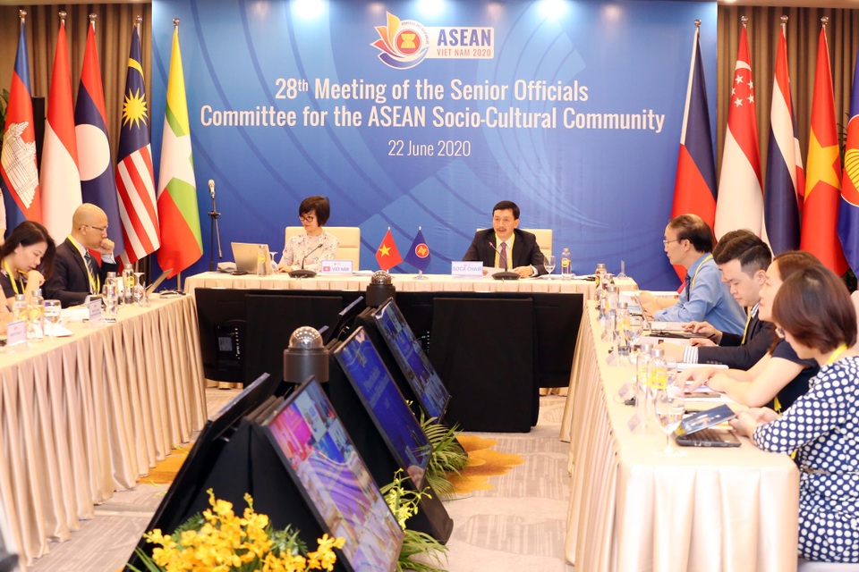 Tăng cường gắn kết hoạt động an sinh xã hội trong cộng đồng Asean - 1 Tăng cường gắn kết hoạt động an sinh xã hội trong cộng đồng Asean - 1
