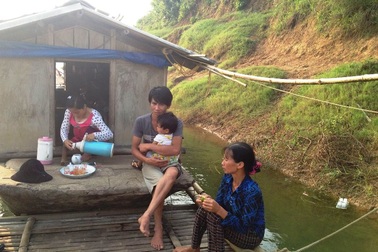 Vụ cá chết trên sông Bưởi: Cơ quan tham mưu về môi trường phản ứng chậm