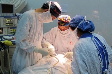 Đáng sợ chất làm đầy trôi nổi