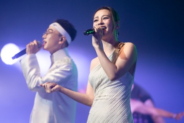 Nhìn lại những tiết mục bùng nổ cảm xúc tại hòa nhạc "Rực rỡ ngày mới"