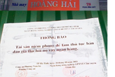 Niêm phong tài sản của "con nợ tiền tỷ" bỏ trốn 