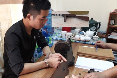 Khởi tố đối tượng dùng súng tiểu liên K-50 bắn trong bệnh viện gây náo loạn