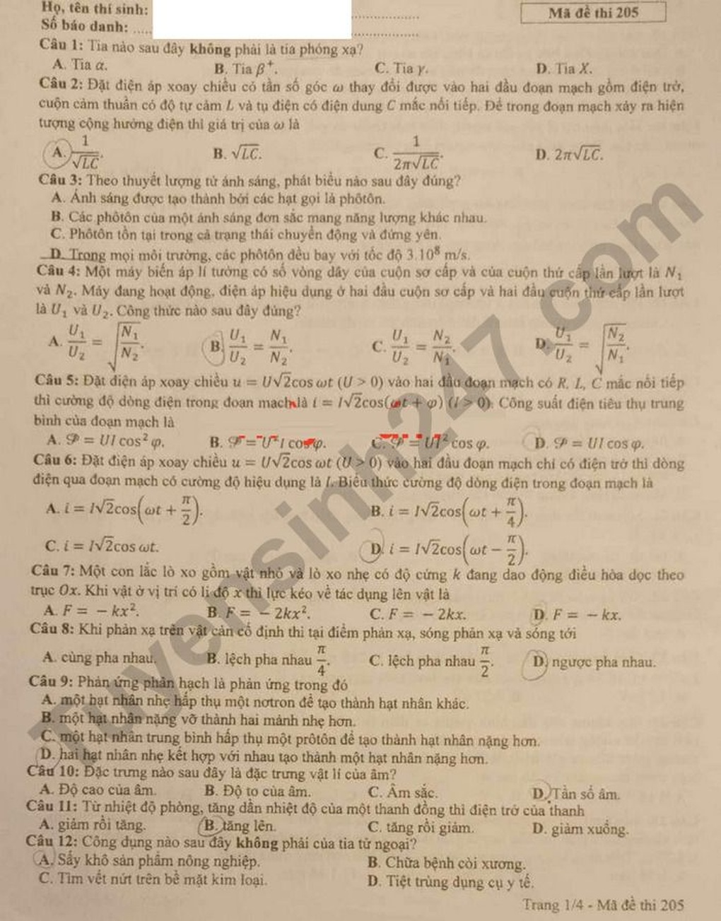 Cập nhật đề thi vật lý, hóa học, sinh học kỳ thi tốt nghiệp THPT - 11 Cập nhật đề thi vật lý, hóa học, sinh học kỳ thi tốt nghiệp THPT - 11