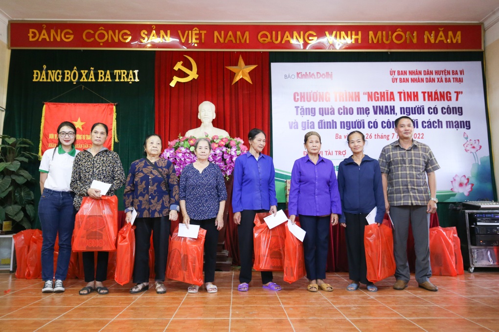 FE CREDIT đồng hành cùng nhiều hoạt động tri ân Ngày Thương binh, liệt sĩ - 1 FE CREDIT đồng hành cùng nhiều hoạt động tri ân Ngày Thương binh, liệt sĩ - 1