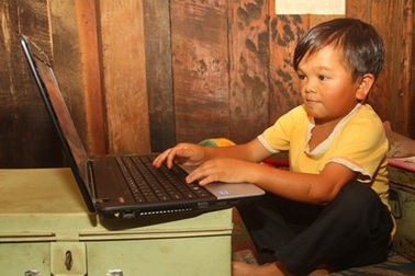 Chàng “khổng lồ” ở đỉnh Xéo Dì Hồ với ước mơ kỹ sư CNTT