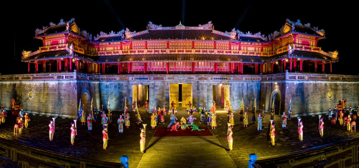Kỳ thú tái hiện lễ hạ nêu trong Hoàng cung cố đô Huế - 7 Kỳ thú tái hiện lễ hạ nêu trong Hoàng cung cố đô Huế - 7