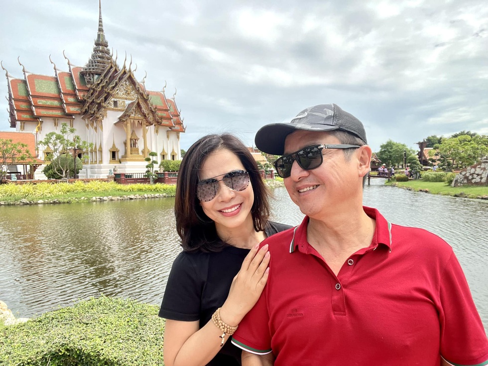 NSƯT Chí Trung 5 năm sau chia tay Ngọc Huyền: Còn nặng tình nên khó làm bạn - 14 NSƯT Chí Trung 5 năm sau chia tay Ngọc Huyền: Còn nặng tình nên khó làm bạn - 14