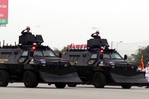 Ngắm dàn xe đặc chủng bảo vệ Đại hội Đảng