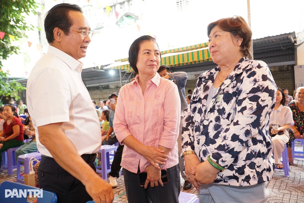 Ông Nguyễn Văn Được: TPHCM sẽ cải tạo khu tứ giác vàng Bến Thành - 3 Ông Nguyễn Văn Được: TPHCM sẽ cải tạo khu tứ giác vàng Bến Thành - 3