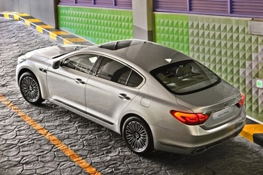 Xe Kia K9 đã có tên gọi quốc tế