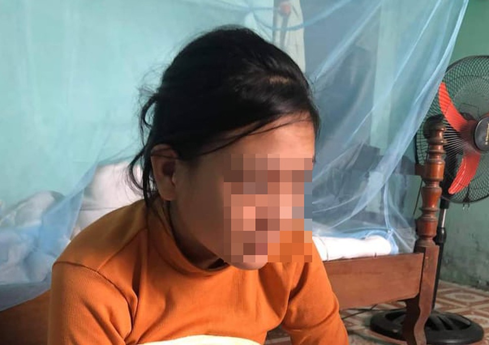 Vụ bé gái 15 tuổi sinh con: Nạn nhân bị khuyết tật về trí tuệ - 4 Vụ bé gái 15 tuổi sinh con: Nạn nhân bị khuyết tật về trí tuệ - 4