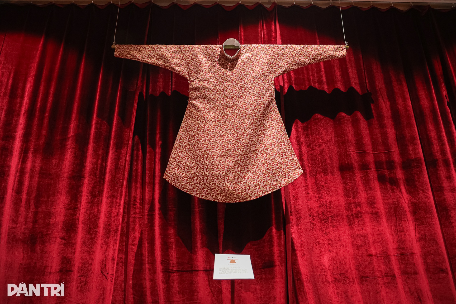 Tái hiện công phu Việt phục triều Nguyễn từ di sản gốc - 4