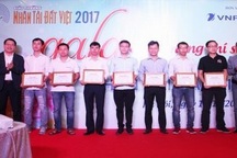 17 nhóm tác giả CNTT nhận Bằng chứng nhận Giải thưởng Nhân tài Đất Việt 2017