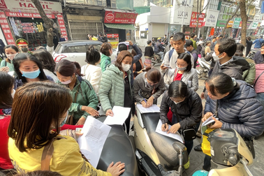 Công nhân mất không có tiền làm đám tang, 11 năm sau mới nhận được bảo hiểm