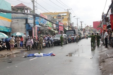 Lao thẳng vào xe ngược chiều, người đàn ông tử vong tại chỗ