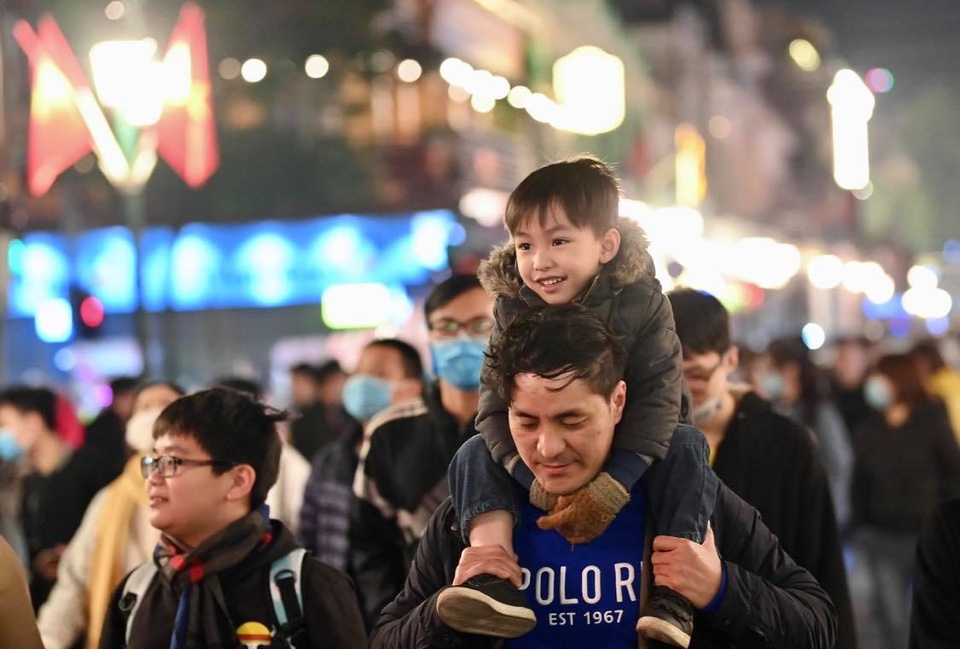 Mãn nhãn với pháo hoa rực rỡ đón chào năm mới - 62 Mãn nhãn với pháo hoa rực rỡ đón chào năm mới - 62