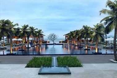 Khách sạn Sunrise Hội An có thể bị kê biên, OGC đặt kế hoạch lợi nhuận 2019 sụt mạnh