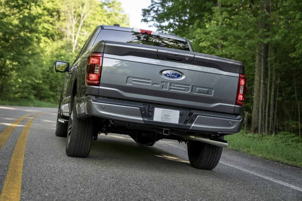 Ford F-150 thế hệ mới - Thiết kế mới, công nghệ động cơ mới - 5 Ford F-150 thế hệ mới - Thiết kế mới, công nghệ động cơ mới - 5