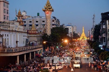 Góc nhìn qua ảnh về Yangon mới lạ