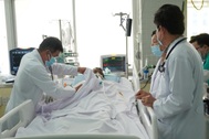 Nạn nhân vụ lật ca nô ở Phú Quốc về TPHCM bằng máy bay, tiên lượng ra sao?