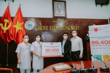 Dầu Xanh Con Ó Singapore chung tay cùng BV Thống Nhất chống dịch Covid-19