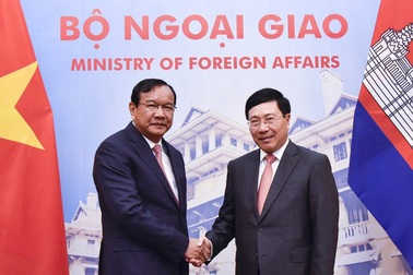 Việt Nam - Campuchia triển khai “một cửa, một lần dừng” tại các cặp cửa khẩu