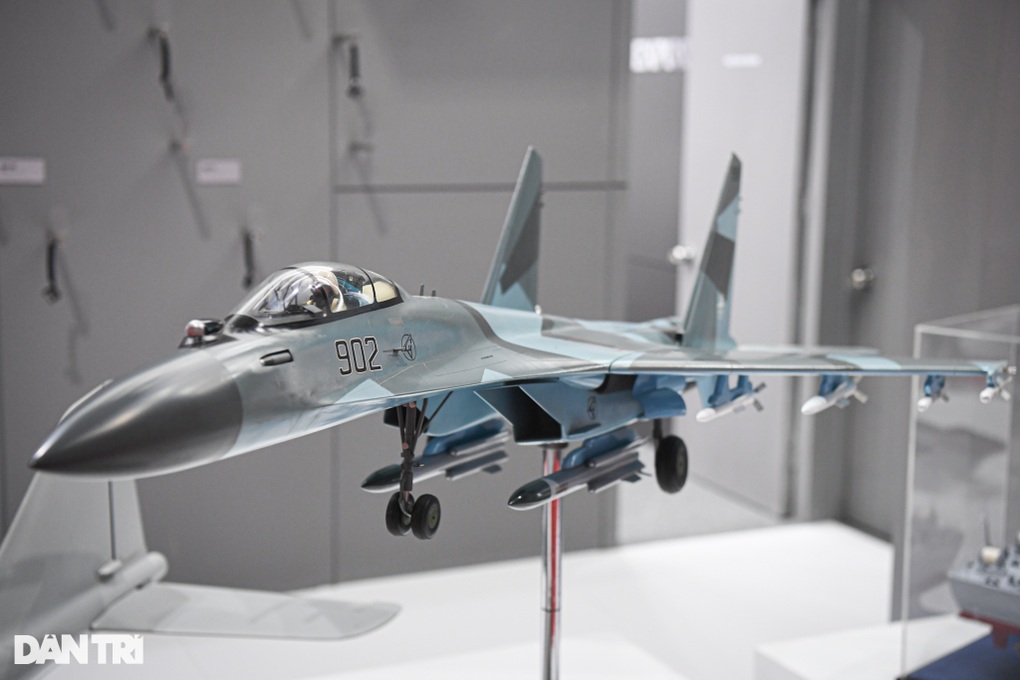 Hổ mang chúa Su-30MK2 sắp biểu diễn phục vụ triển lãm quốc phòng - 6 Hổ mang chúa Su-30MK2 sắp biểu diễn phục vụ triển lãm quốc phòng - 6