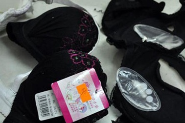 Loạn thông tin áo ngực Trung Quốc