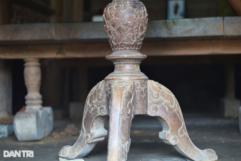 Bí ẩn chiếc bàn ma lực tự động xoay ở ngôi làng cổ Quảng Nam - 2 Bí ẩn chiếc bàn ma lực tự động xoay ở ngôi làng cổ Quảng Nam - 2