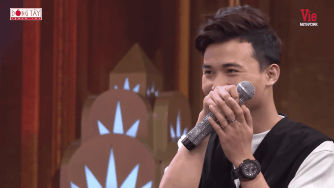 Bản hit Anh Thanh Niên HuyR khi qua tay Mạc Văn Khoa: Chị trung niên năm nay đã ngót nghét 2 con rồi, sáng ăn 1 nồi lẩu tối thêm 1 nồi nữa - Ảnh 5. Bản hit Anh Thanh Niên HuyR khi qua tay Mạc Văn Khoa: Chị trung niên năm nay đã ngót nghét 2 con rồi, sáng ăn 1 nồi lẩu tối thêm 1 nồi nữa - Ảnh 5.