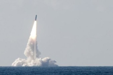 Pháp thất bại trong vụ thử tên lửa đạn đạo từ tàu ngầm