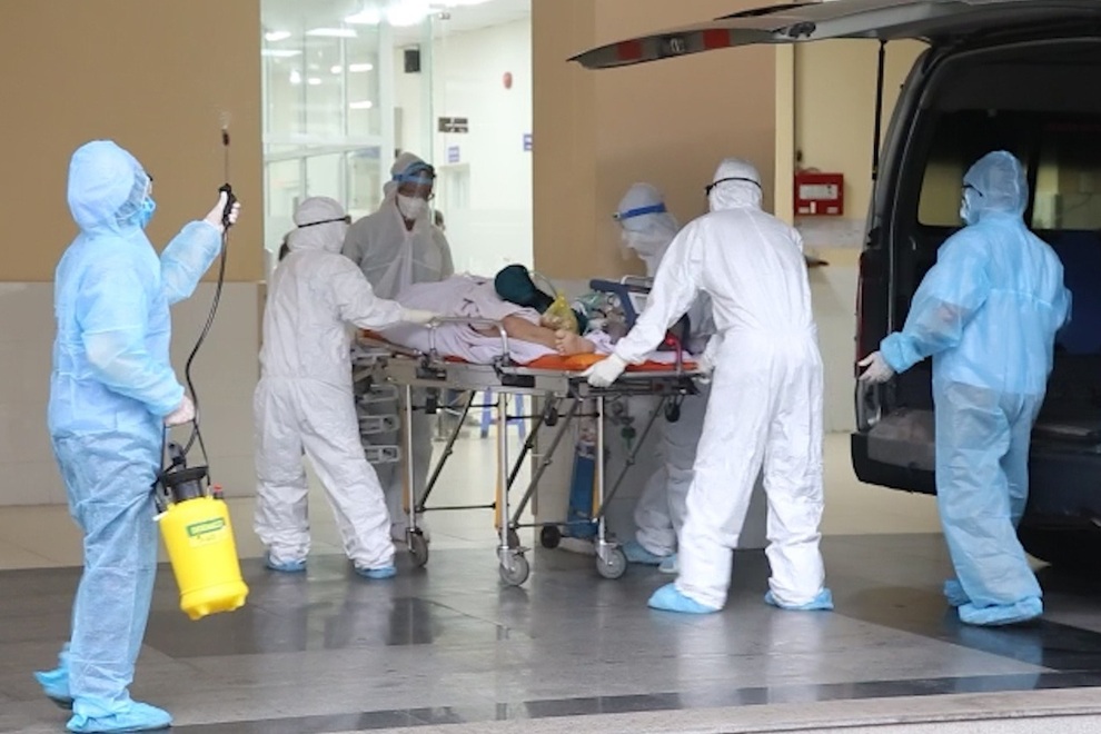 TPHCM: Nóng số ca nhiễm SARS-CoV-2 nhập viện tăng vọt trong 24 giờ qua - 1 TPHCM: Nóng số ca nhiễm SARS-CoV-2 nhập viện tăng vọt trong 24 giờ qua - 1