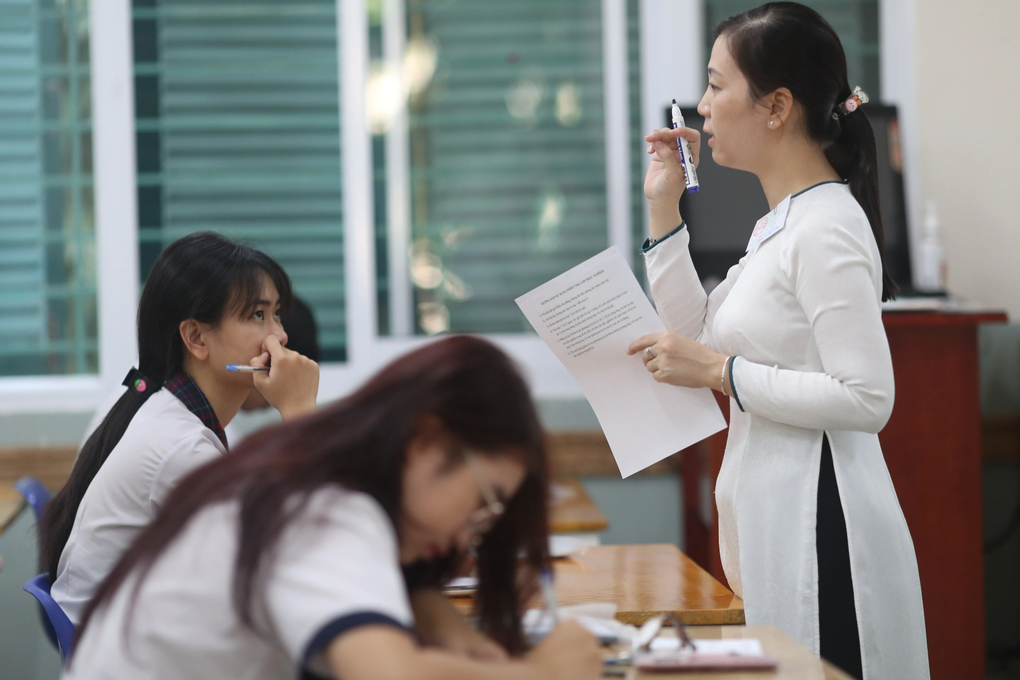 Ngành bị gọi là vô dụng có điểm sàn cao, thí sinh cẩn thận... trúng gió - 2 Ngành bị gọi là vô dụng có điểm sàn cao, thí sinh cẩn thận... trúng gió - 2