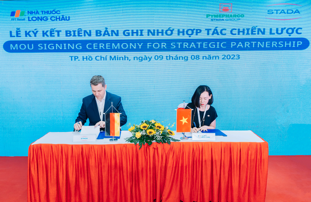 FPT Long Châu và STADA Việt Nam hợp tác đưa sản phẩm ra thị trường - 1