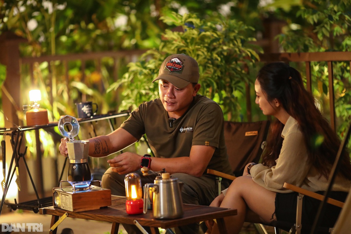 Cà phê cắm trại giữa lòng Sài Gòn, một trải nghiệm cực mới - 3 Cà phê cắm trại giữa lòng Sài Gòn, một trải nghiệm cực mới - 3