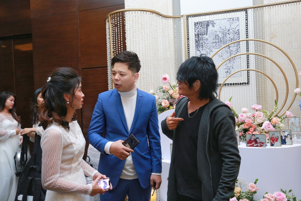 Đám cưới Duy Mạnh - Quỳnh Anh: Cô dâu, chú rể bật khóc vì xúc động - 9 Đám cưới Duy Mạnh - Quỳnh Anh: Cô dâu, chú rể bật khóc vì xúc động - 9