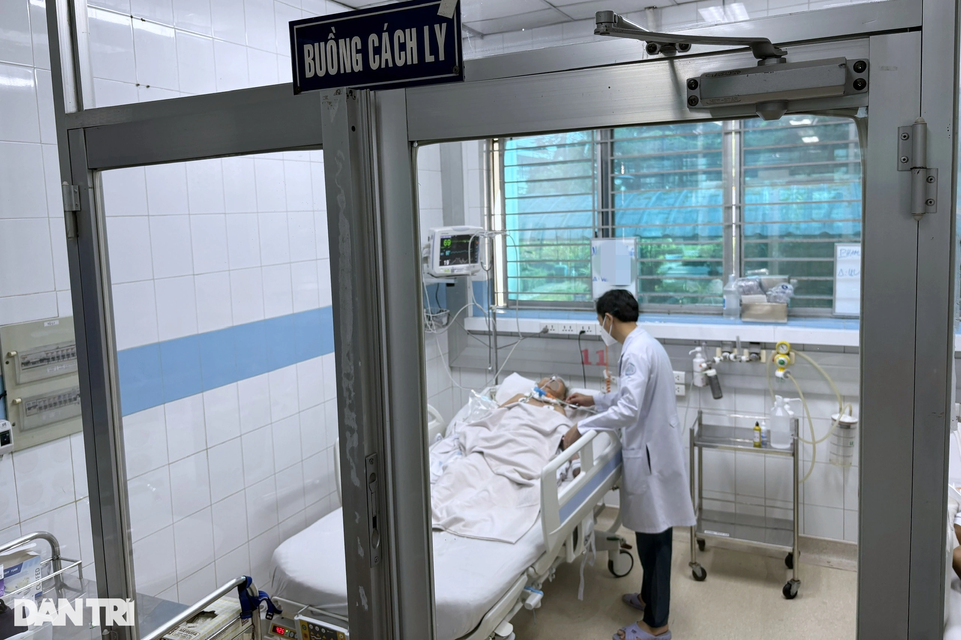 Từ cậu bé suýt chết vì lang vườn thành cứu tinh của bệnh nhân nguy kịch - 2 Từ cậu bé suýt chết vì lang vườn thành cứu tinh của bệnh nhân nguy kịch - 2