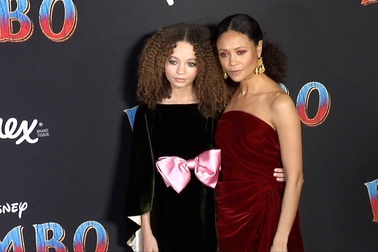Nico Parker, Thandie Newton dự công chiếu phim Dumbo