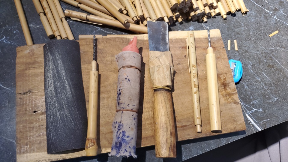 Cử nhân mỹ thuật kiếm hàng chục triệu đồng/tháng từ những... cành tre - 3 Cử nhân mỹ thuật kiếm hàng chục triệu đồng/tháng từ những... cành tre - 3