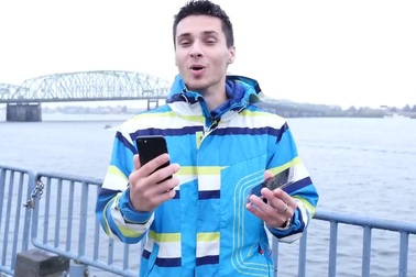 iPhone 7 và Galaxy S7 edge, máy nào chống nước tốt hơn?