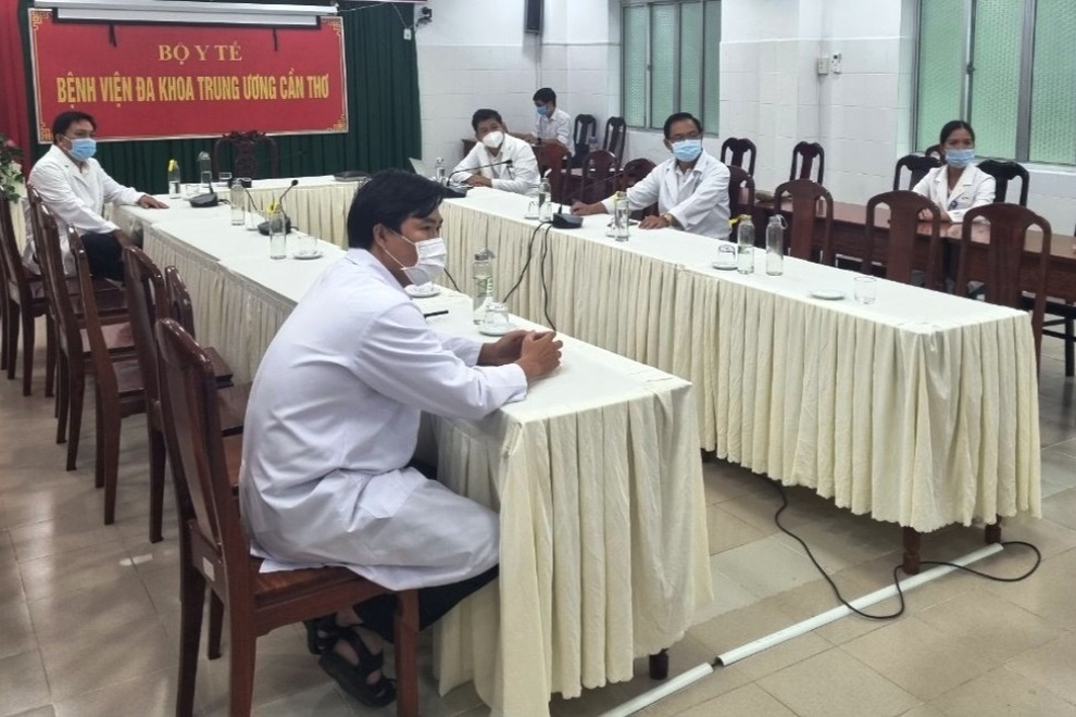 Cần Thơ: Cứu sống mẹ con sản phụ mắc Covid-19 nặng phải chạy ECMO - 1 Cần Thơ: Cứu sống mẹ con sản phụ mắc Covid-19 nặng phải chạy ECMO - 1