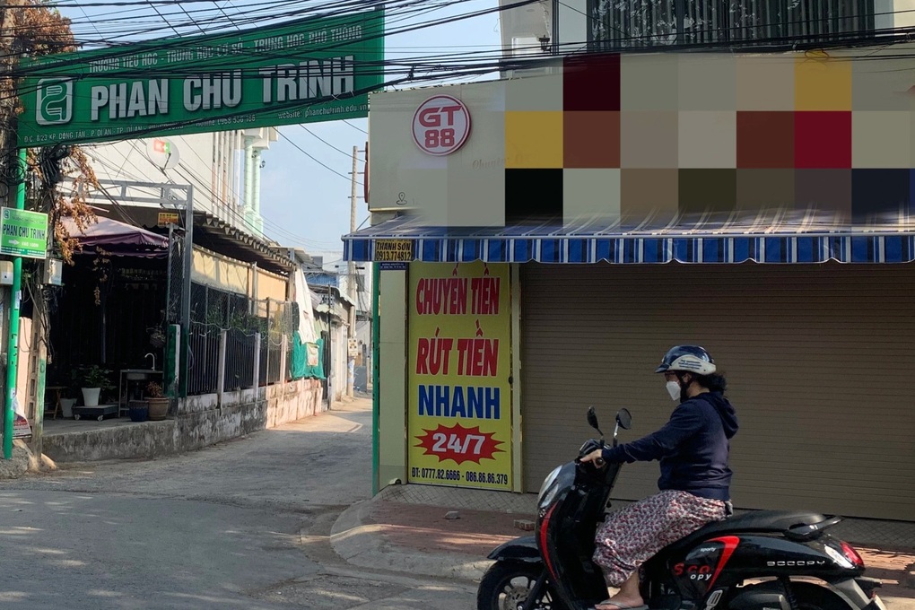 Sự cố lộ đề thi ở Bình Dương: Phạt Trường Phan Chu Trinh 8,5 triệu đồng - 1 Sự cố lộ đề thi ở Bình Dương: Phạt Trường Phan Chu Trinh 8,5 triệu đồng - 1